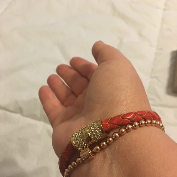 Micheal Kors wrist Bracelet - Picture 5 of 5